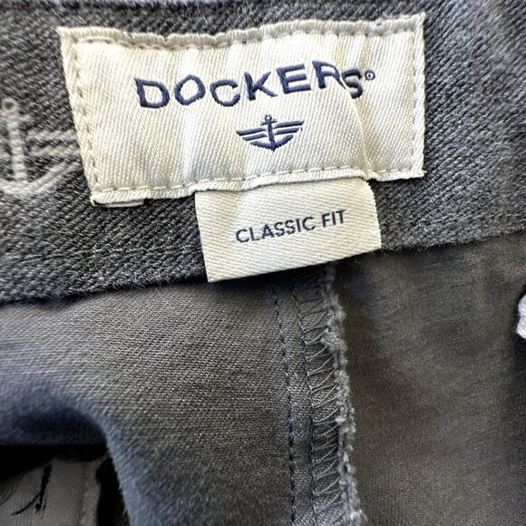 Dockers Men's Pants 38x32 Gray Chino Trouser Classic Fit Straight Leg *FLAW* - Picture 8 of 14